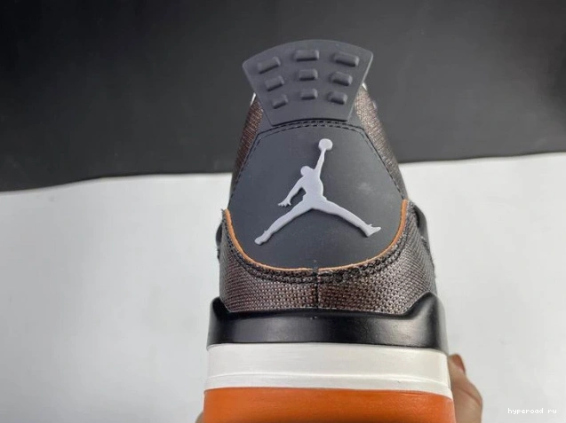 CW7183-100 Starfish Air Retro 4 (W) Jordan 1102